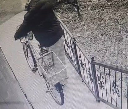 Hırsızlık anı saniye saniye kaydedildi