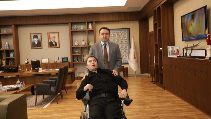 Vali Musa Işın, özel bireyi makamında ağırladı