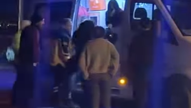 Motosikletten düşen genç sürücü yaralandı