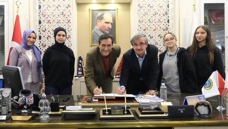 Belediye ve liseden anlamlı proje: Şiir yolu oluşturulacak