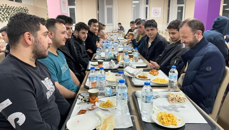 Milletvekili  Bayırcı’dan öğrencilerle sahur buluşması