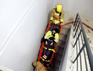 Kütahya OSB itfaiye ekibinin tatbikatı gerçeği aratmadı