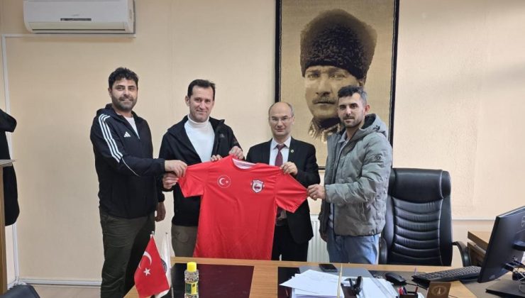 Bölgenin ilk kız futbol takımı kurulacak