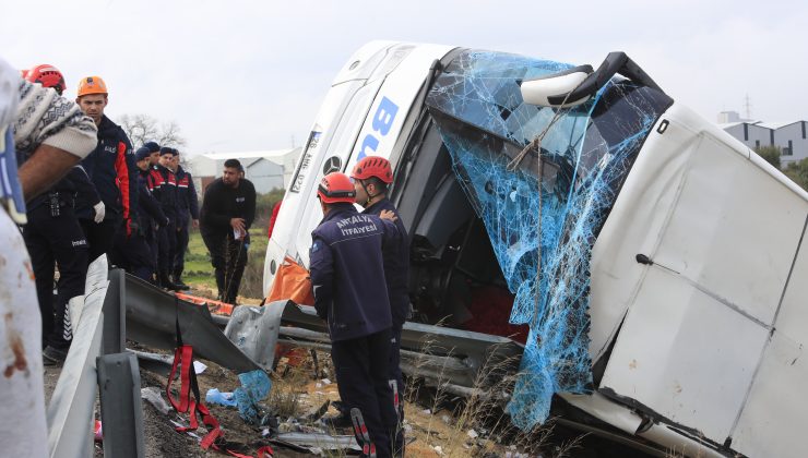 Antalya’daki otobüs kazasında Kütahyalı şoför hayatını kaybetti