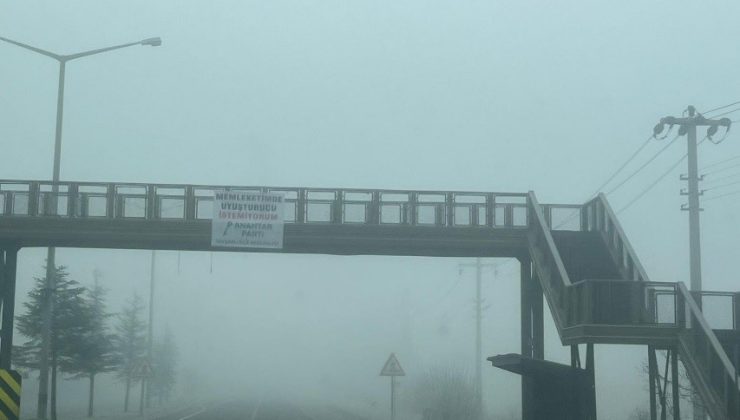 Yoğun sis nedeniyle görüş mesafesi düştü