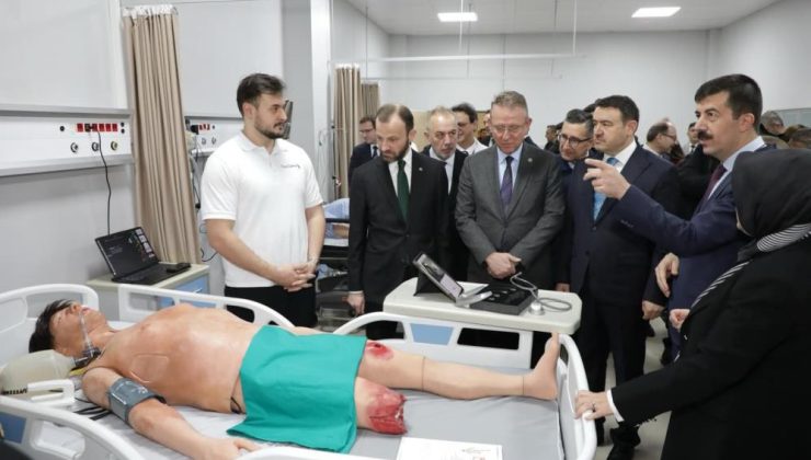 Sağlık eğitiminde dev adım!  Gerçek senaryolarla uygulamalı tıp eğitimi verilecek
