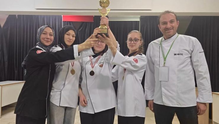Gediz’in genç şefleri bölge şampiyonu oldu