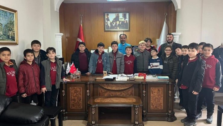 Minik ellerden büyük dayanışma örneği