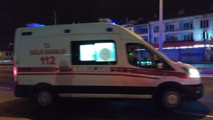 Yola savrulan kurye yaralandı