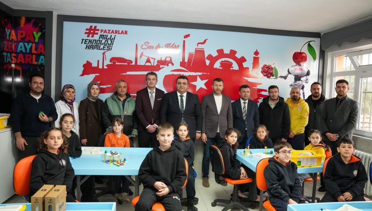 Geleceğin yazılımcıları Pazarlar İlkokulu’nda yetişecek
