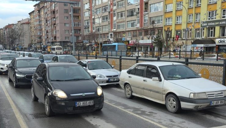 1 ayda 887 araç Kütahya trafiğine katıldı