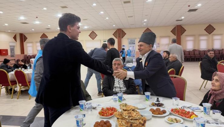 İlk iftarlar şehit yakınları ve gazilerle yapıldı