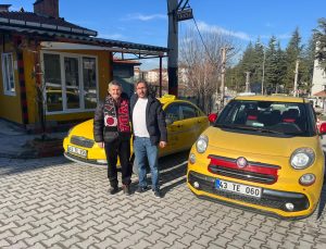 Taksici baba-oğul aynı gün doğdu, bu yıl doğum günleri Ramazan’a denk geldi