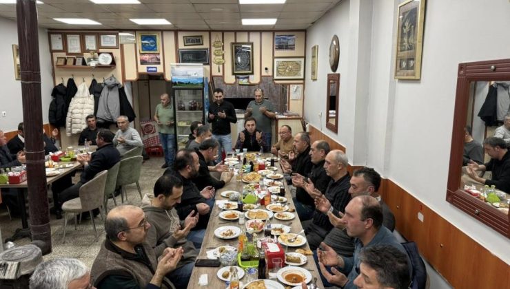 Kaymakam Ak muhtarlarla iftarda buluştu