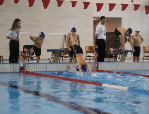 Minik kulaçlar şampiyonluk için atıldı