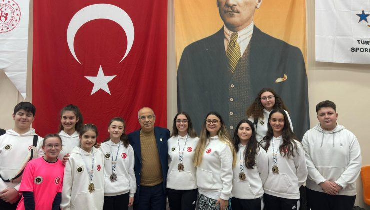 Kütahyalı sporculardan madalya şov