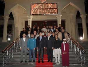 DPÜ’de uluslararası iftar sofrası