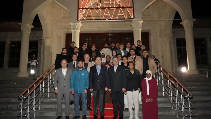 DPÜ’de uluslararası iftar sofrası