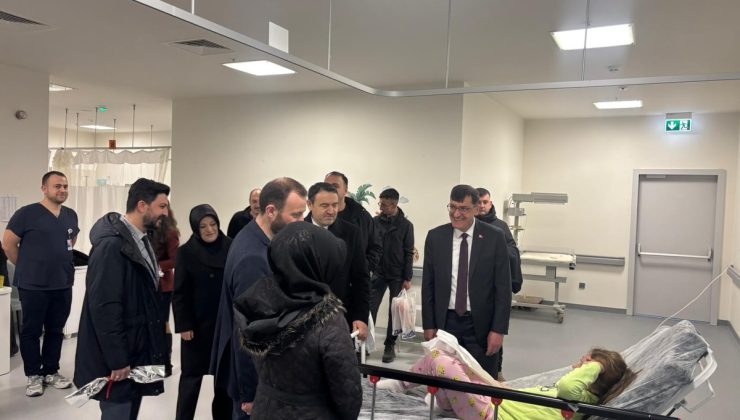 İl protokolünden Şehir Hastanesi’ne bayram ziyareti