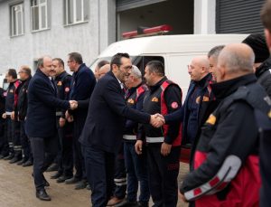 Başkan Derin, bayram sonrası saha ekipleriyle bir araya geldi