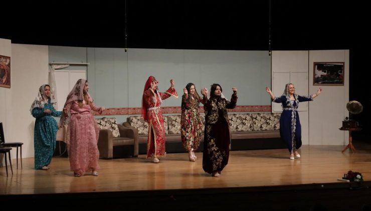 Asırlık gelenekler tiyatroyla canlandı