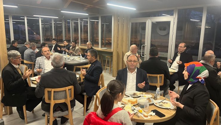 İl Genel Meclis üyeleri iftarda buluştu