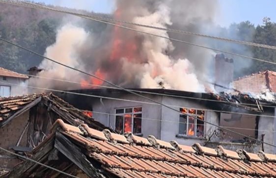 Domaniç’te yangın! Önlemler büyük felaketi engelledi