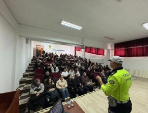 Kütahya polisi üniversitelilerle buluştu