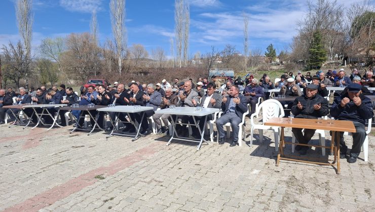 Gediz Depreminde hayatını kaybedenler unutulmadı