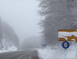 Kar ve sis ulaşımı zorlaştırdı