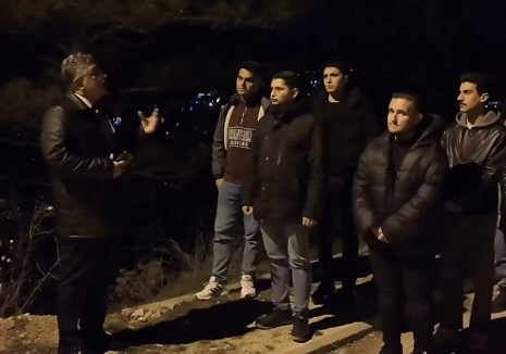 Rektör Kızıltoprak kültür gezisinde öğrencilere rehberlik yaptı