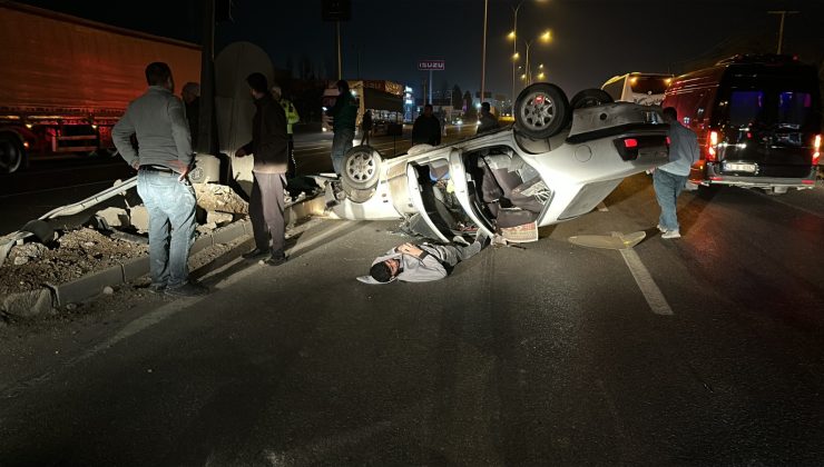 Önüne çıkan araca çarpmamak için manevra yaptı, takla attı