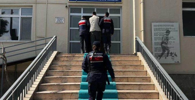 Cezaevi firarisi jandarma ekipleri tarafından yakalandı