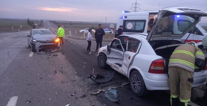  Yoncalı Kavşağında korkutan kaza: 2 yaralı