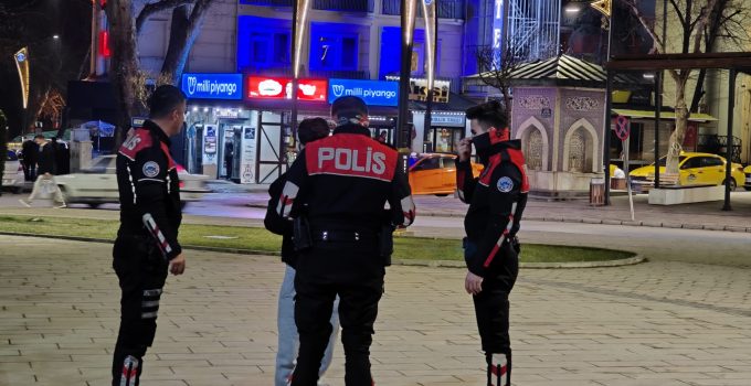 Kütahya polisi suçlulara göz açtırmıyor