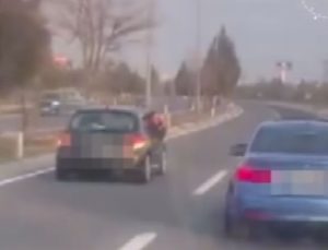 Sosyal medya uğruna trafiği yavaşlatan sürücülere 9 bin TL ceza