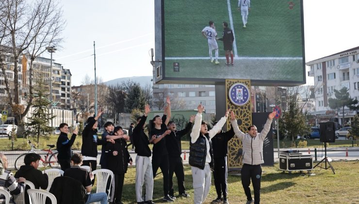 Canlı yayın yeri değiştirildi: Taraftarlar Zafer Meydanı’nda buluşacak