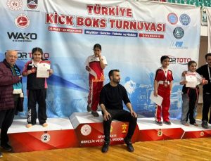 Kütahyalı minik sporcu Diyarbakır’dan madalya ile döndü