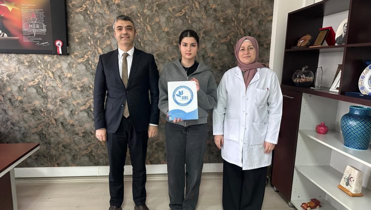 Kütahyalı öğrencinin bildirisi ulusal sempozyumda