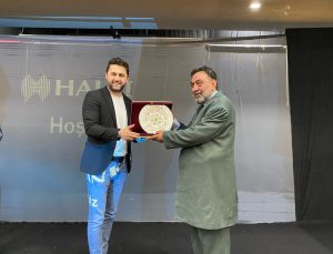 Firavunla Yüzyüze oyunu büyük alkış aldı