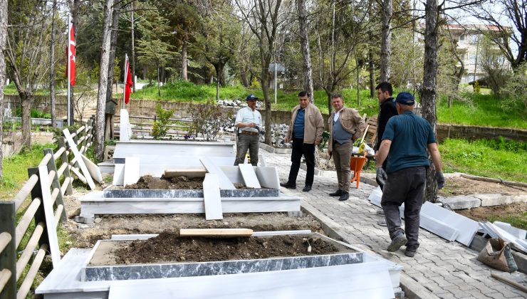 Şehitler haftasında şehit kabristanları yenileniyor