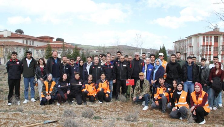 Şehit itfaiye eri Ömer Türk anısına fidan dikimi