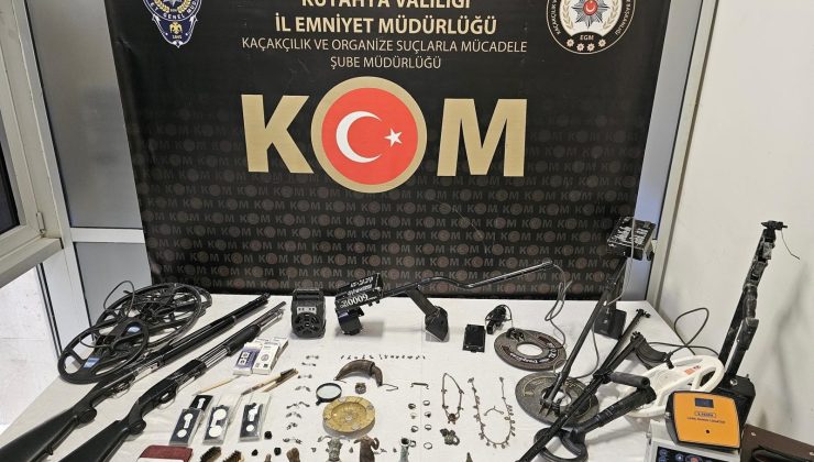 Tarihi eser operasyonu: 76 adet tarihi obje ele geçirildi