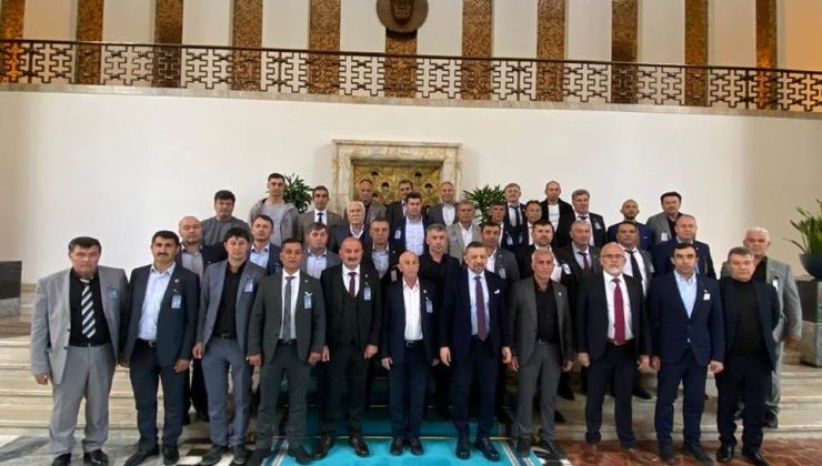 MHP Milletvekili Erbaş köy muhtarlarını TBMM’de ağırladı