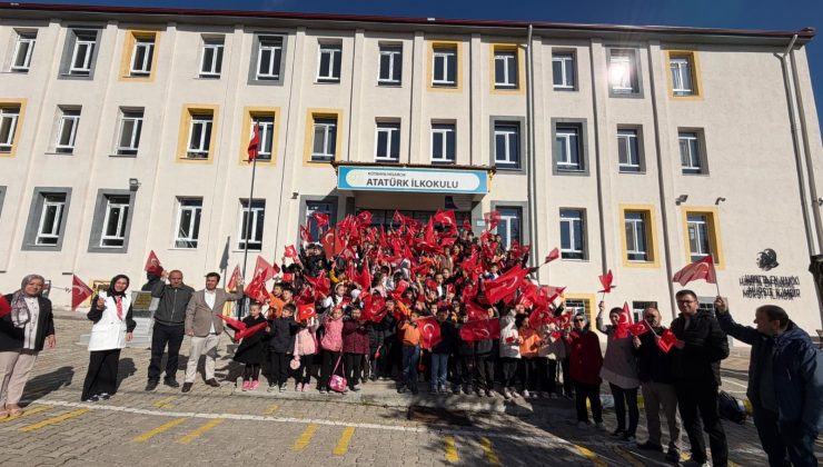 Okul saldırılarında şehit olan öğretmen ve öğrenciler unutulmadı