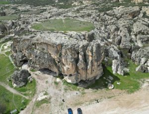 Havaların ısınmasıyla Frig Vadisi hareketlendi
