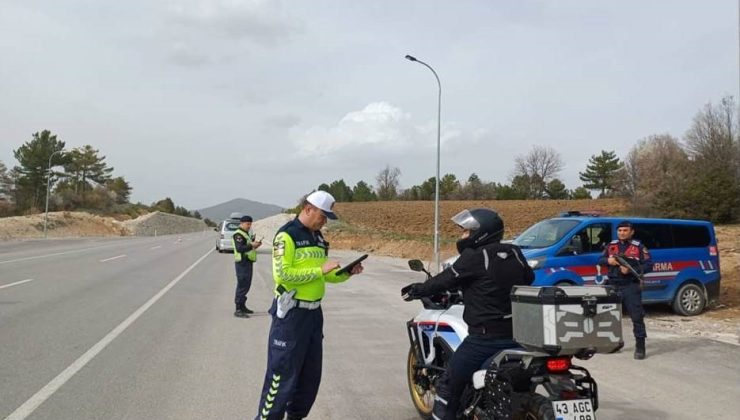 Havaların ısınmasıyla motosiklet denetimleri sıklaştı