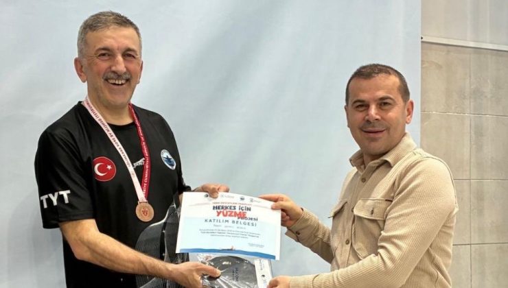 Tavşanlılı yüzücü Türkiye üçüncüsü oldu