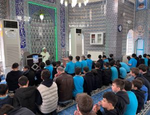 Öğrenciler için yıl sonu cami şenlikleri başladı