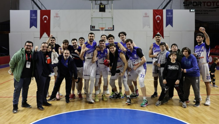Kütahya Belediyespor yarı final için sahaya çıkıyor